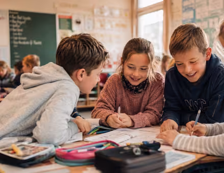Schülerinnen und Schüler der Grundschule am Ritterfeld
